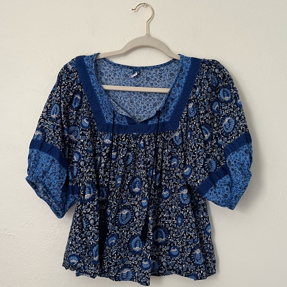 Old Navy size medium